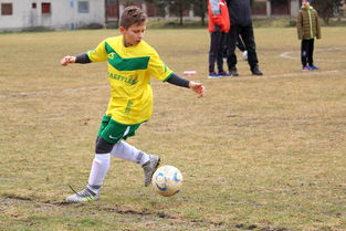 AYX GAME-全国青少年足球锦标赛冠军争夺战白热化,全国青少年足球联赛冠军